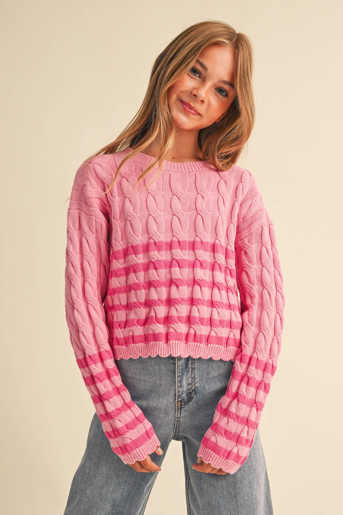 CABLE KNIT BOXY CROPPED SWEATER