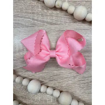 Pink Scalloped Bow