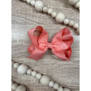 Scalloped Bow