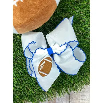 Embroidered Moonstich Bows