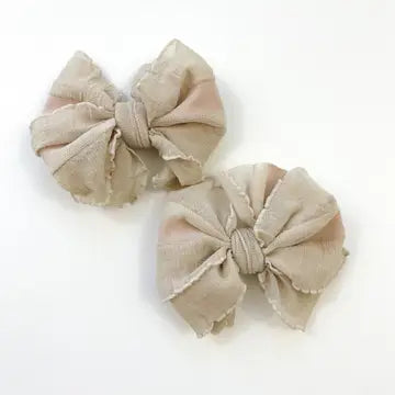 Ruffled Clip Set